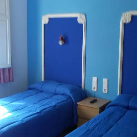Guest house Porta De Ferro 2*