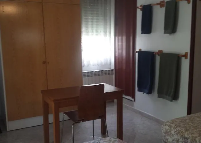 Guest house Porta De Ferro Sant Boi de Llobregat