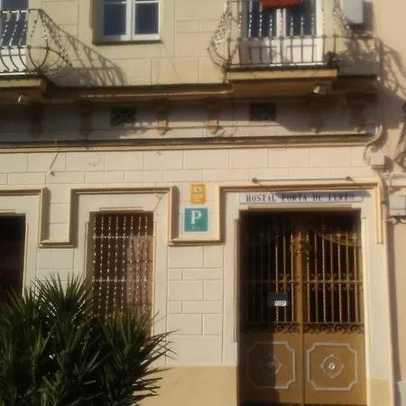 Porta De Ferro בית הארחה