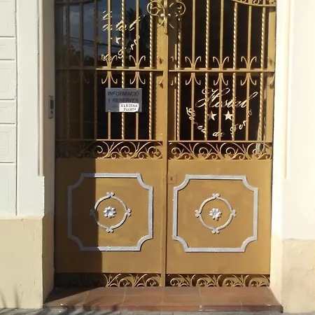 בית הארחה Porta De Ferro סנט בואי דל לוברגאט
